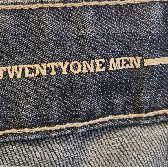 Twenty One men denim jeans. Distressed size 34 X 34 EUC - Picture 11 of 13